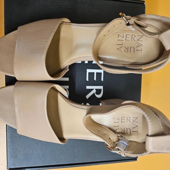 Women's Naturalizer Pearlyn Heel - Taupe Lea - Size 7 - Picture 2 of 6